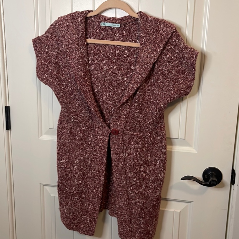 Size large juniors short sleeved cardigan